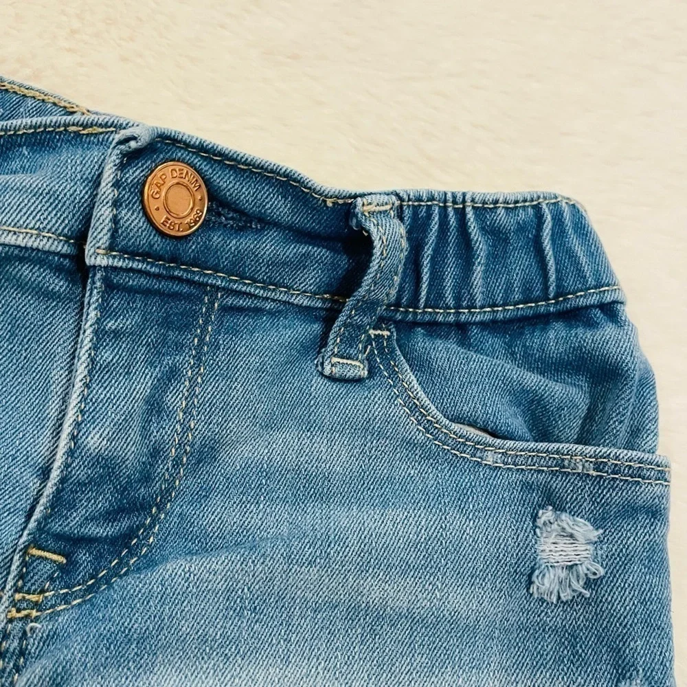 GAP Denim Distressed Raw Hem Toddler Kid’s Shortie Jean Shorts Size 5 Years